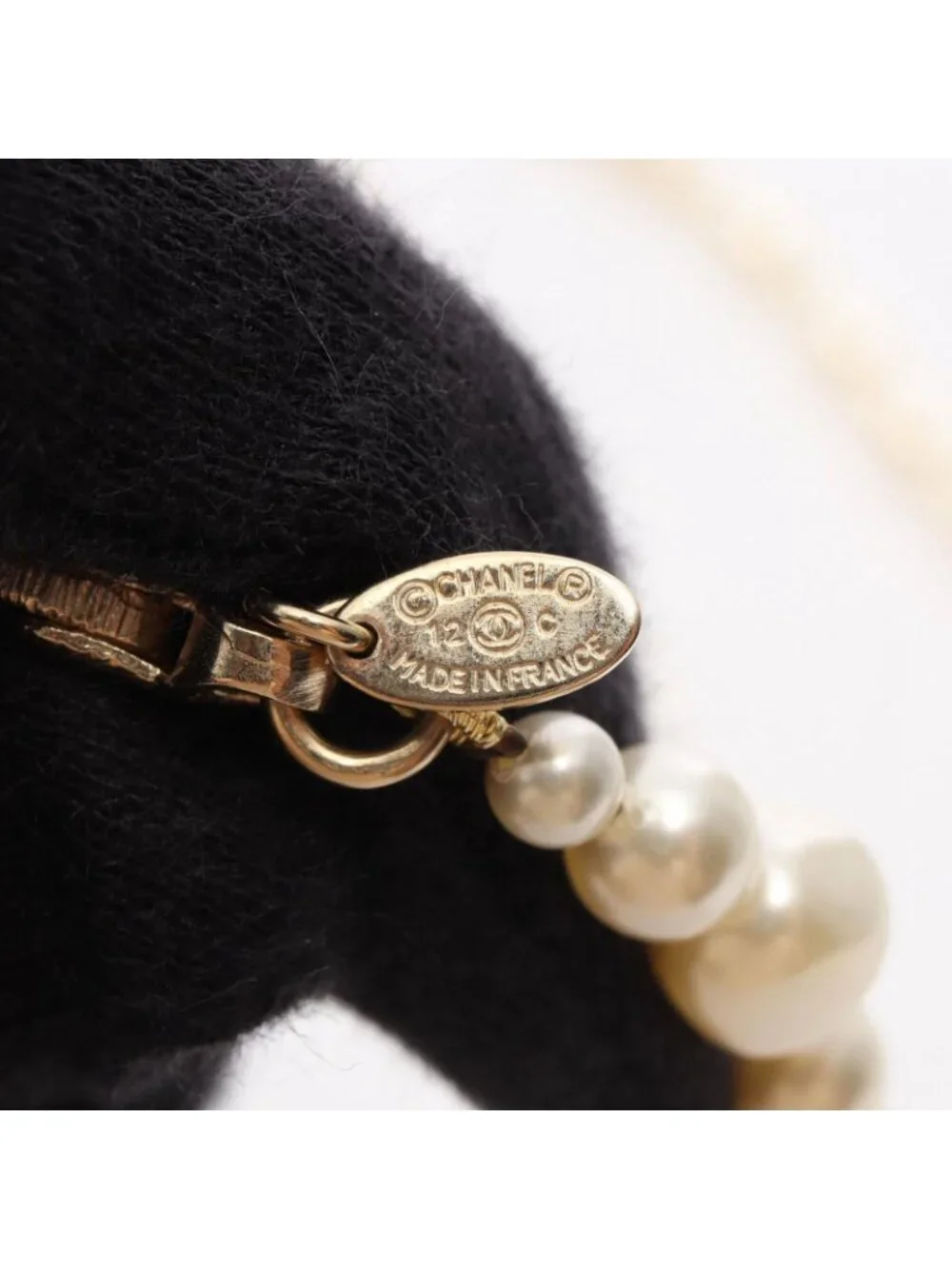 Chanel Necklace 12C CC Logo